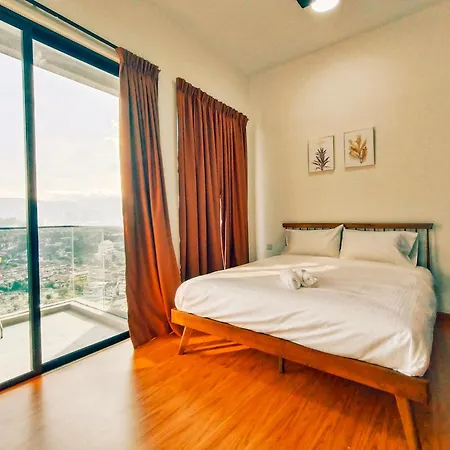 New Georgetown Instagramable 2Br Homestay For 10Pax 无敌美景两房民宿 Beacon Executive Suite Exterior photo