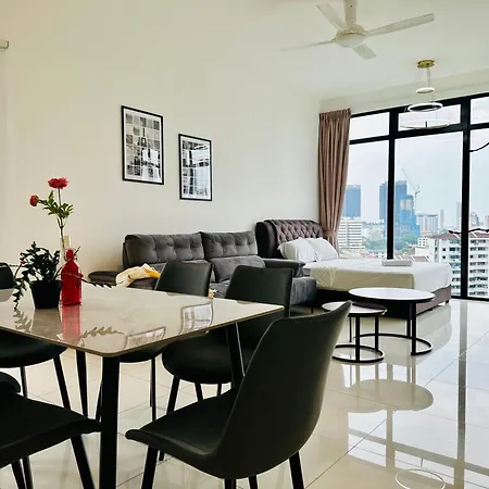 New Georgetown Instagramable 2Br Homestay For 10Pax 无敌美景两房民宿 Beacon Executive Suite Exterior photo