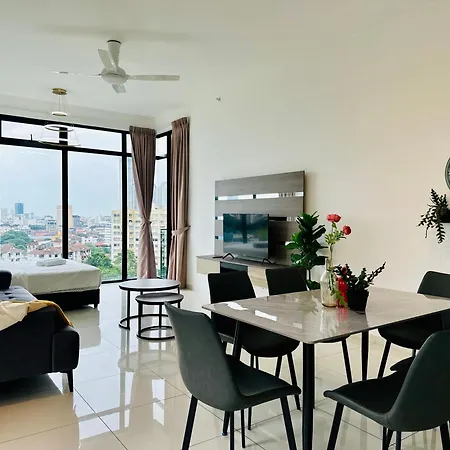 New Georgetown Instagramable 2Br Homestay For 10Pax 无敌美景两房民宿 Beacon Executive Suite Exterior photo
