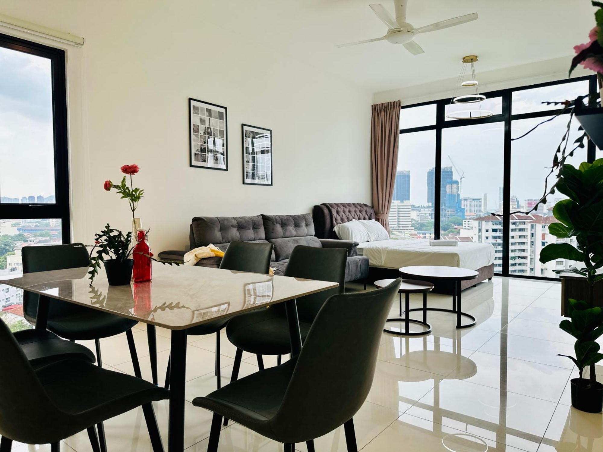 New Instagramable 2br For 10pax 无敌美景两房民宿 Beacon Executive George Town